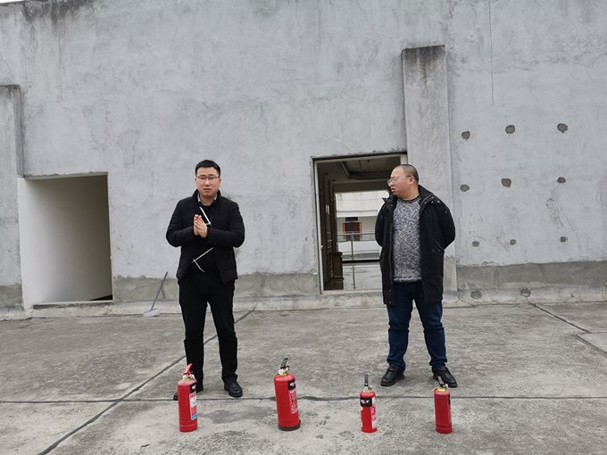 ǿ����ȫ������ʶ�����Ա����������